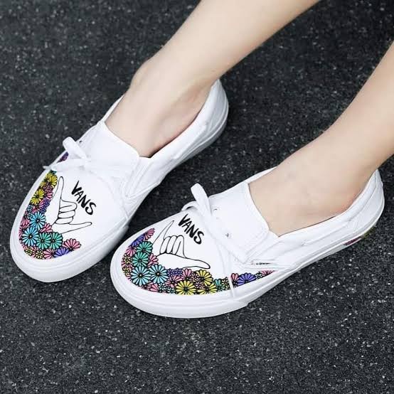 Sepatu Vans Slip On Women Kris Goto Sneakers Keren Hitam Putih Black White Kado Hadiah Sekolah Kuliah Kerja Hangout Traveling Jalan kekinian