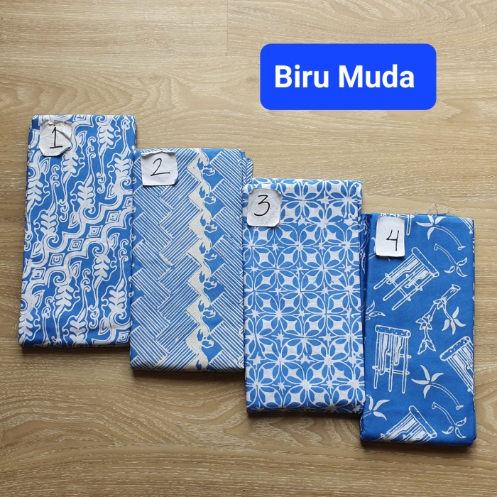 Kain (Via Gojek/Grab)Kain Batik Garutan Warna Biru Muda (150620)
