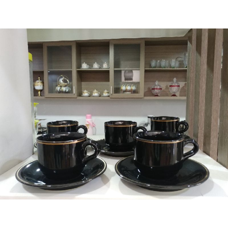 RB Vicenza Cangkir - Set Cangkir Keramik Dan Lepek Hitam Putih List Emas Lucky