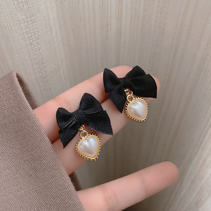 AY(CN) Anting Tetes Hati Mutiara Korea Anting Tusuk Hitam Anting Busur Untuk Aksesoris Perhiasan Wanita