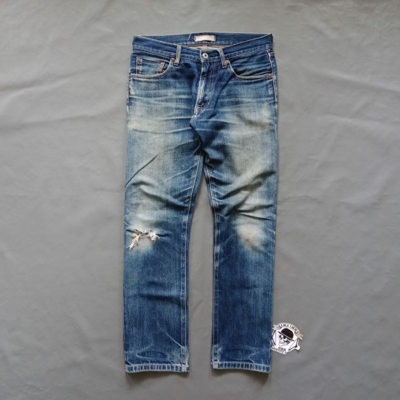 Celana jeans selvedge Denim Fading Ripped U