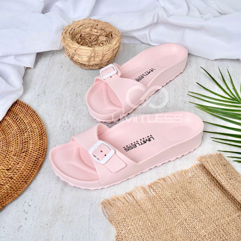 Sandal Perempuan Selop Gesper Sendal Wanita Strap Satu Empuk Dan Ringan Dipakai