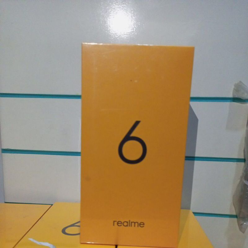 Realme 6 new BNIB segel asli garansi resmi 1tahun..
ram 4/128