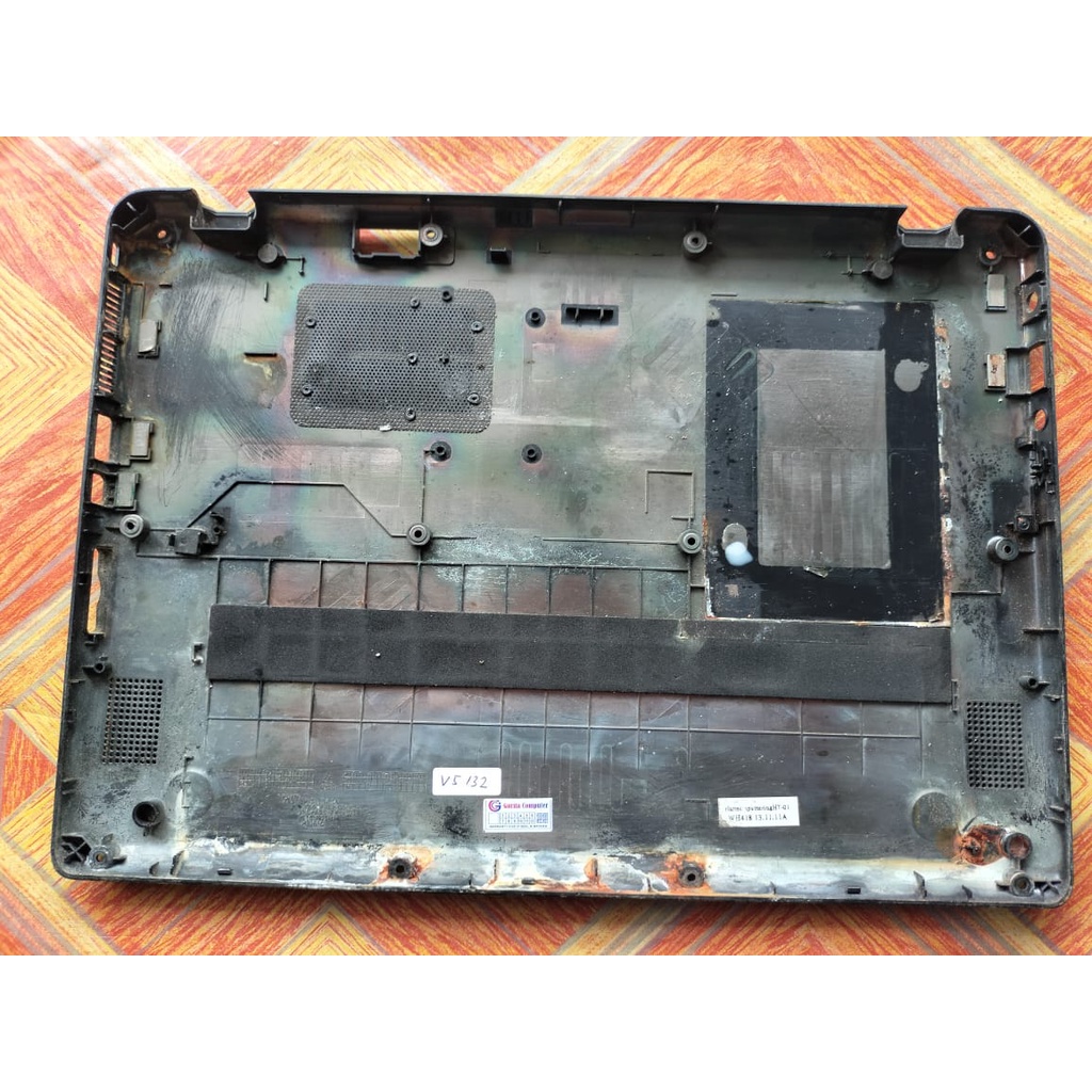 Casing bawah Acer v5 132