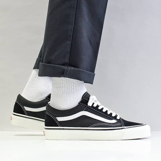 Sepatu Vans OLDSKOOL BLACK WHITE SIZE 36-43 Premium Quality Made in China