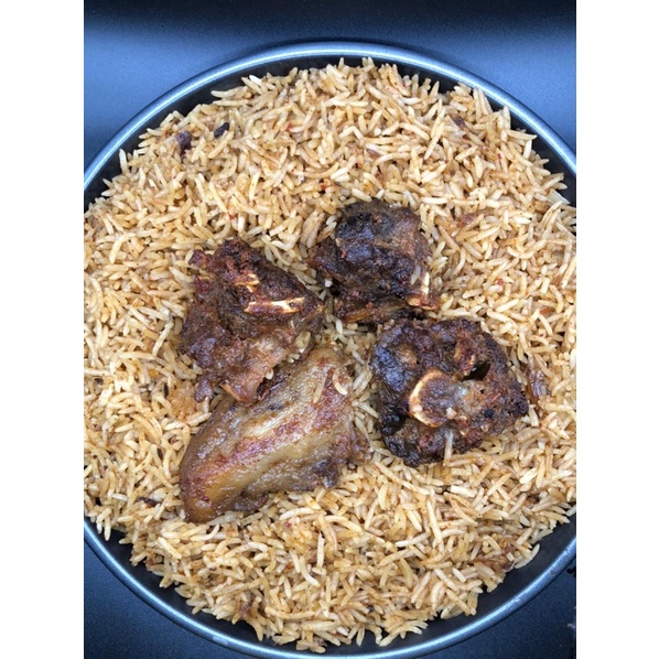 

Nasi kebuli Kambing