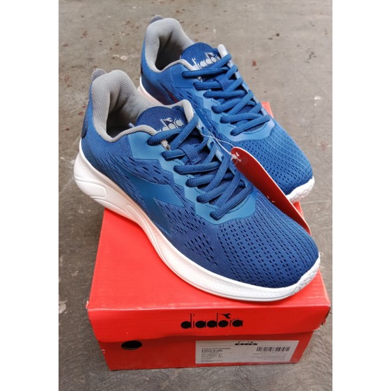 SEPATU DIADORA ORIGINAL ERULA (M)