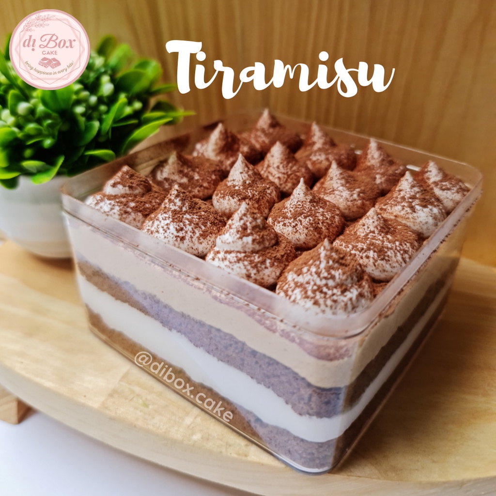 

Tiramisu Dessert Box / Christmas Lebaran Hampers Parcel