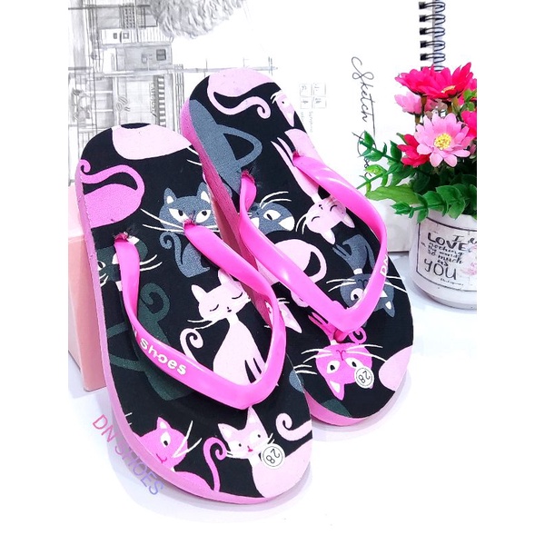 Sandal Anak Perempuan motif Kucing hitam