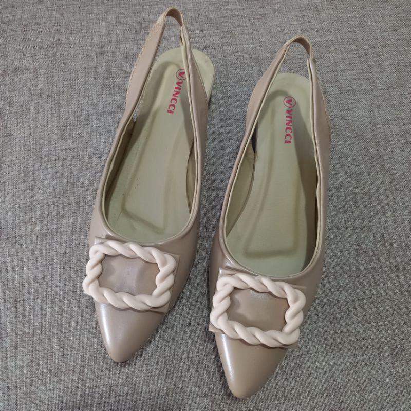 Sepatu pansus suri SR2