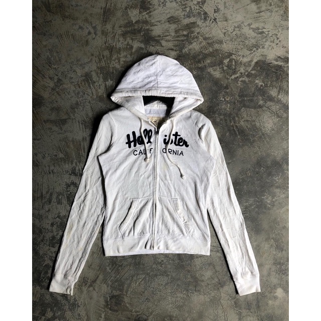 zh HOLLISTER