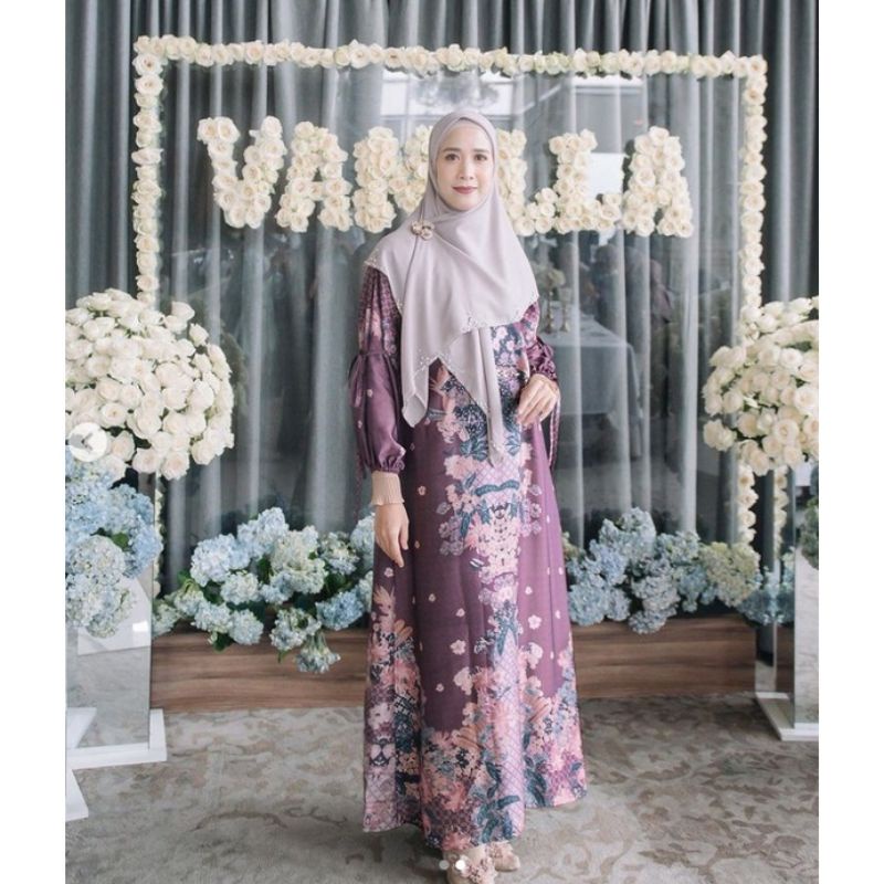 Preloved Maya Dress Vanillahijab