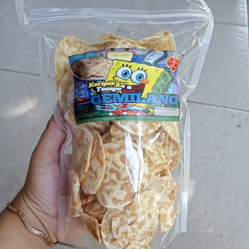 

kripik tempe/keripik tempe/snack/makanan ringan/keripik pedas/camilan