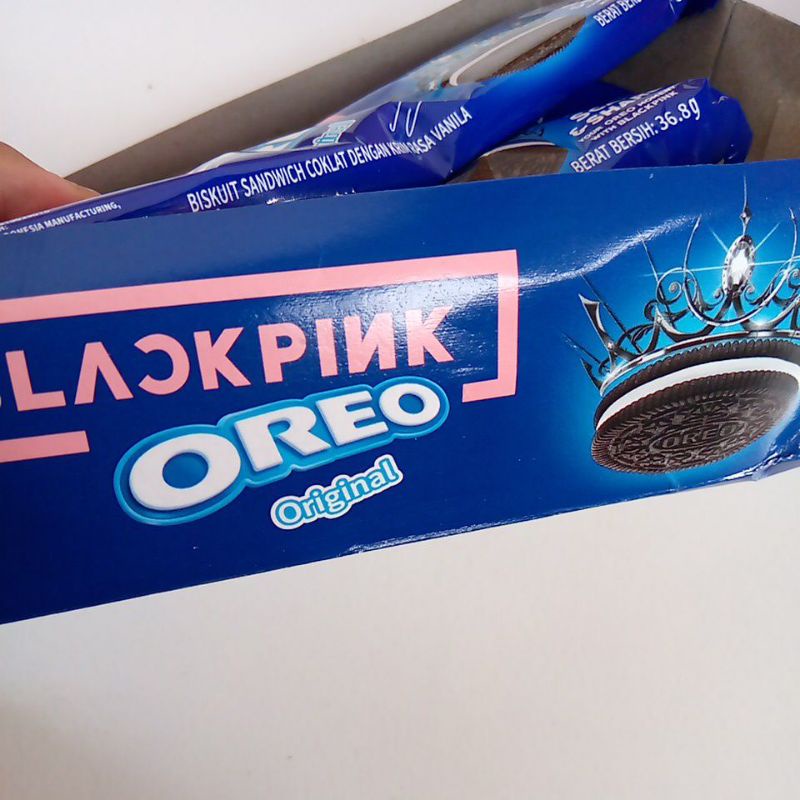 BOX - Oreo Biskuit Blackpink Limited Edition Original Krim 36.8g Isi 12pcs Cemilan Favorit Keluarga