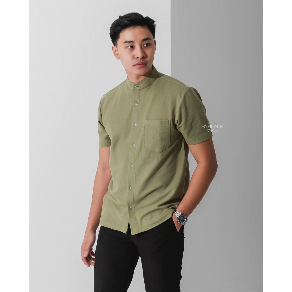 FUJI KEMEJA KERAH SHANGHAI - Kemeja Kerah Shanghai in Sage Green