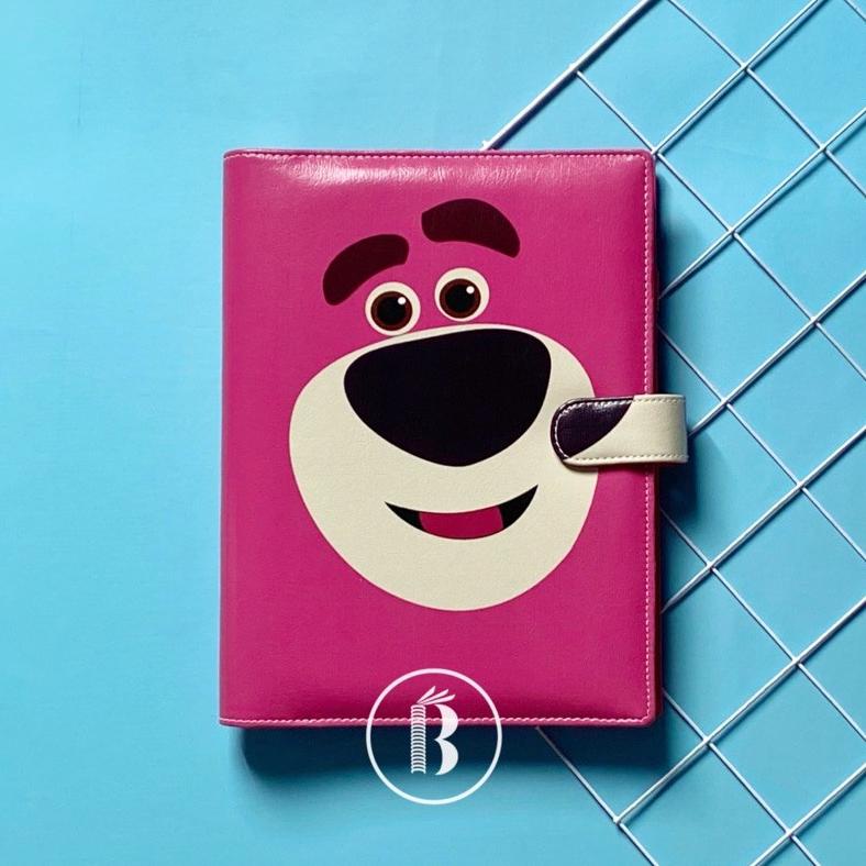 

BINDER READY MOTIF LOTSO FULL FACE PRINTING KULIT MULTIRING 20RING A5 26RING B5 TERLARISS...,,,,,