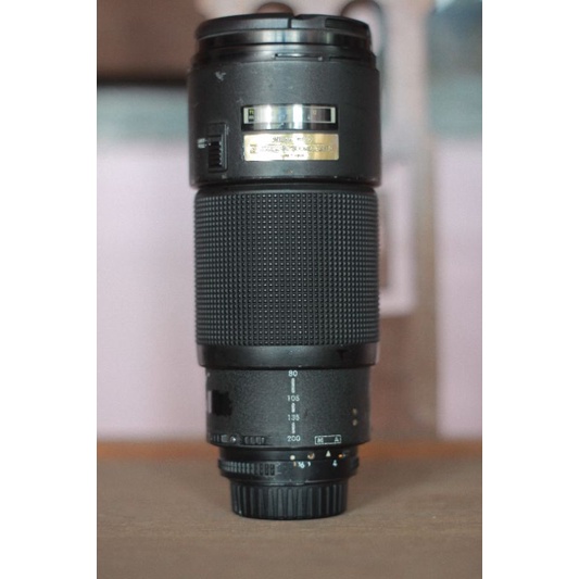 lensa tele Nikon AF 80-200mm f.2.8 D