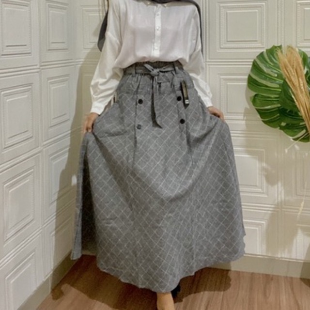 Rok Payung motif Kotak Kotak // Rok payung kancing