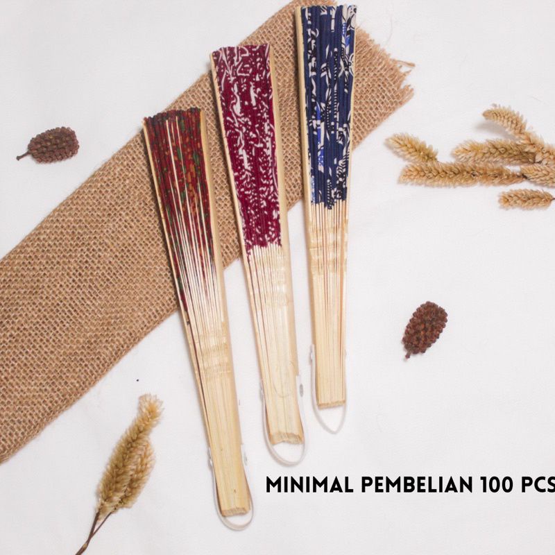 Souvenir kipas batik Perada kemasan plastik murah