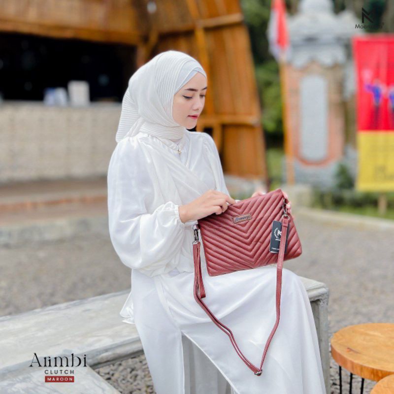 Clutch Arimbi by moonzaya