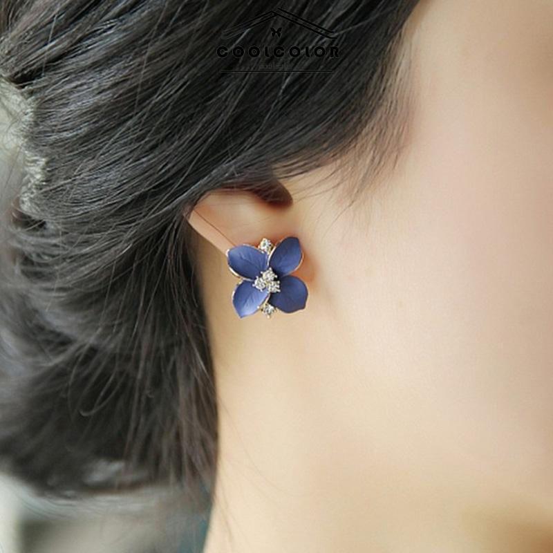 COD❤️Anting Bunga Empat Kelopak Tatahan Berlian  Meneteskan Minyak   Perhiasan Halus Halus- cl