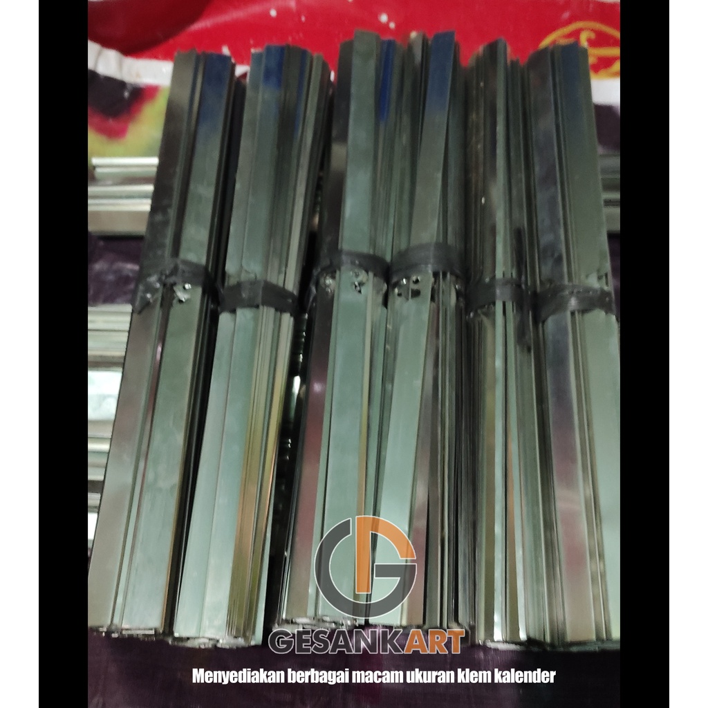 

Klem kalender 42 / Seng kalender 42 cm