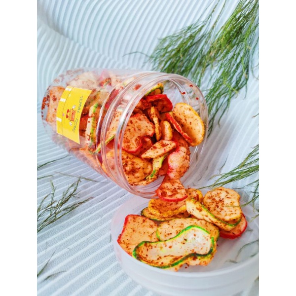 

Kerupuk Seblak toples 800ml Pedas Nikmat
