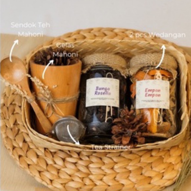 

AJENG + Ukir Gelas / Hampers Wedangan / Hampers Minuman / Hampers Lebaran / Hampers Wedding / Kado Ulang Tahun / Hampers Ramadhan