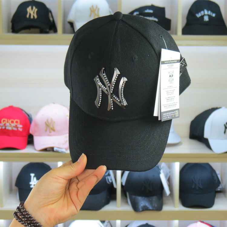 Topi NY New York Yankees Hitam Cap Black Metal Badge Plat Blink SwarovskiPremium Import/Topi Basebal