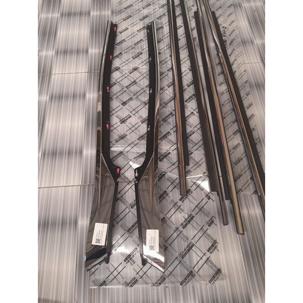 weather strip xenia chrome original