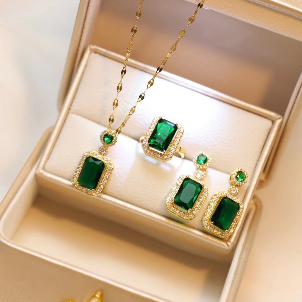 Mewah 18K Emas Zamrud Liontin Kalung Wanita Pertunangan Pernikahan Set Perhiasan Cubic Zirconia Berlian Aksesoris