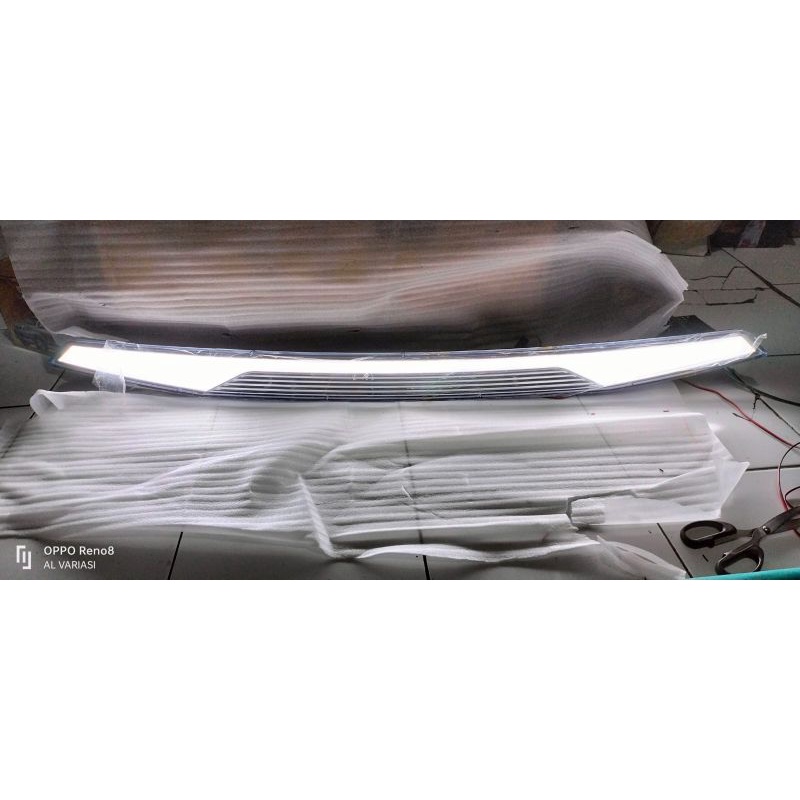 lampu kumis jetbus 3 24V