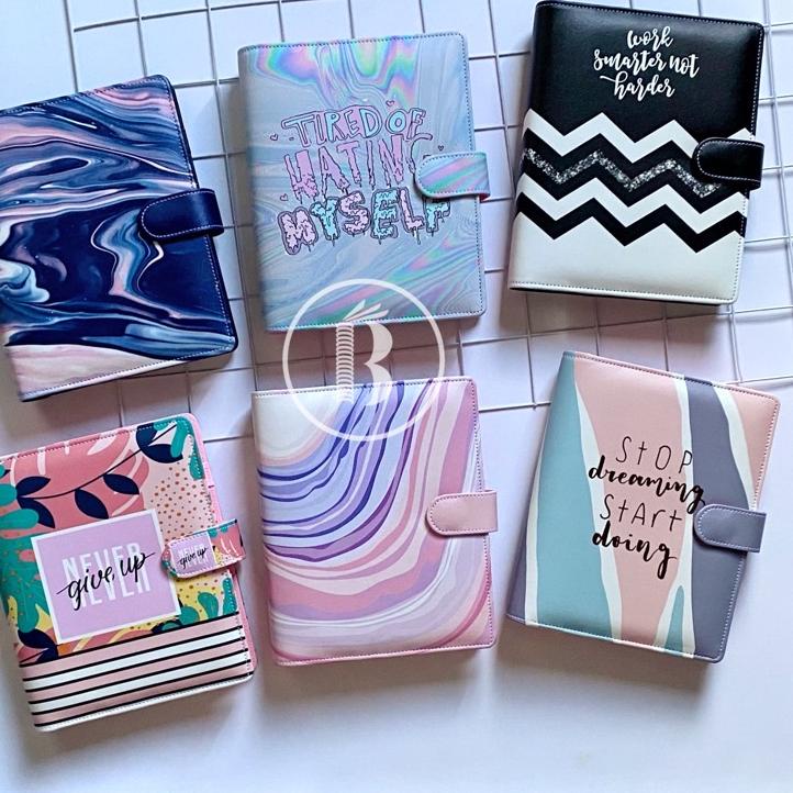 

<C-4Q♫♪> Bindermu READY Binder New 03 Printing Quotes Marble Holographic Kulit Anti Air 20ring A5 / 26ring B5 6ring A6 amanah