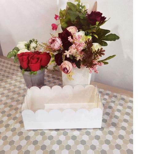 

Ready Stock BOX MIKA PUTIH - DUS BOLU - KOTAK BROWNIES - KARDUS 22x10x8 (ISI : 10 PCS) 04J...