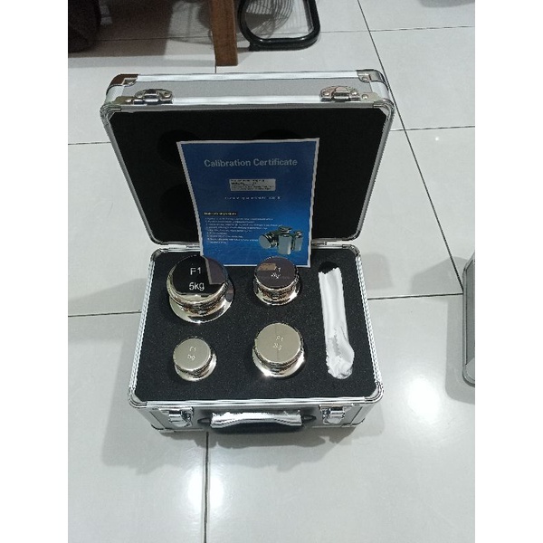 Batu Timbangan F1 1mg - 5kg / Anak Timbangan F1 1 mg - 5 kg stainless