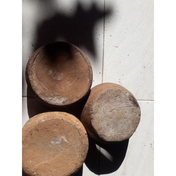 gerabah cuwo tempat pakan hewan kelinci, kucing, ayam bekas