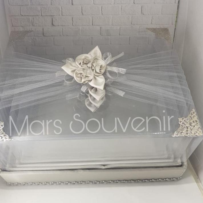 

레 Box Hantaran Seserahan Mika Tile Silver 1 Set Isi 4 Box - Terbaik