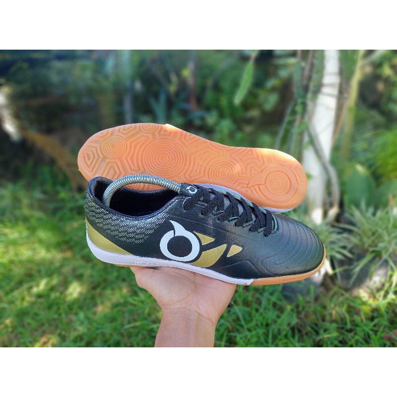 SEPATU FUTSAL ORTUSEIGHT BBS