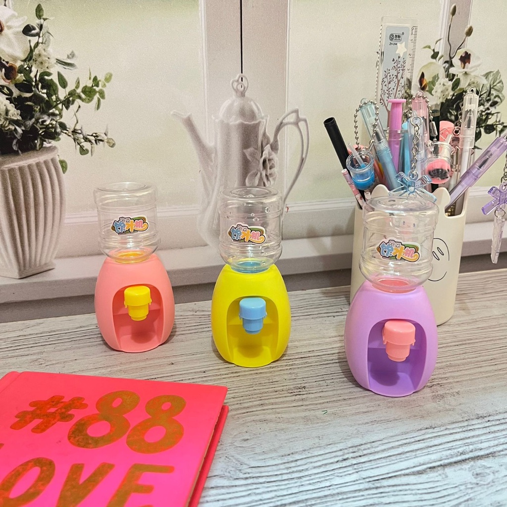 DISPENSER MAINAN SUPER MINI EXTRA SMALL UNIK LUCU 3 WARNA HARGA MURAH TEMPAT MINUM ANABUL IMUT CUTE READY WARNA PINK UNGU DAN KUNING BISA GROSIR DAN COD SPESIAL