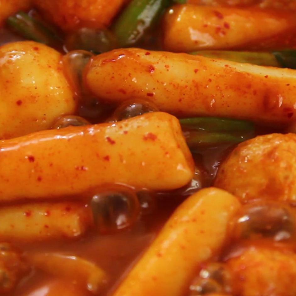 

[PRODUK 7JM9I] TTEOKBOKKI 200 GR + SAUCE PLAZA KOREA - FRESHLY MADE TOPOKKI TOKPOKI KUE BERAS KHAS KOREA KOREAN RICE CAKE YPB