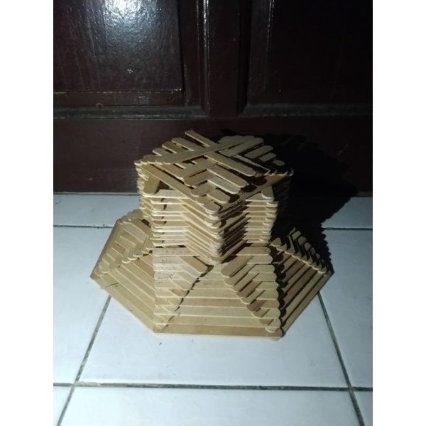 Kerajinan Nirmana dari stik es krim
