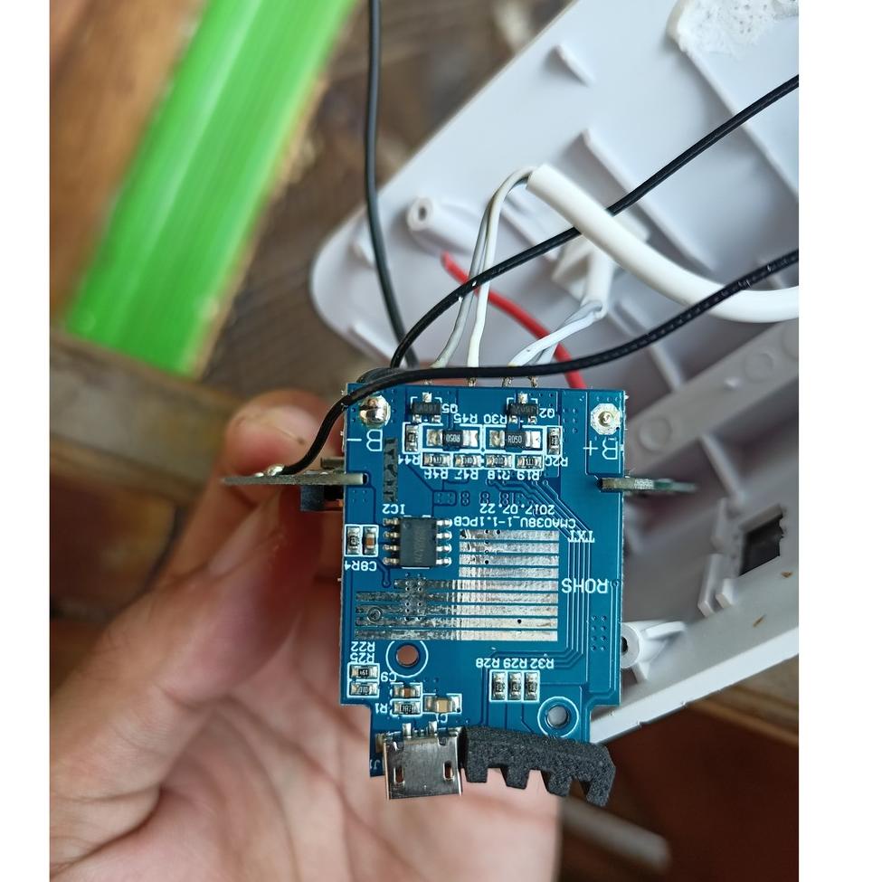 LBP.22De22ᴵ ‑ MODUL & CASING POWERBANK GPS GAMBLING ISI 5 BATERAI 18650