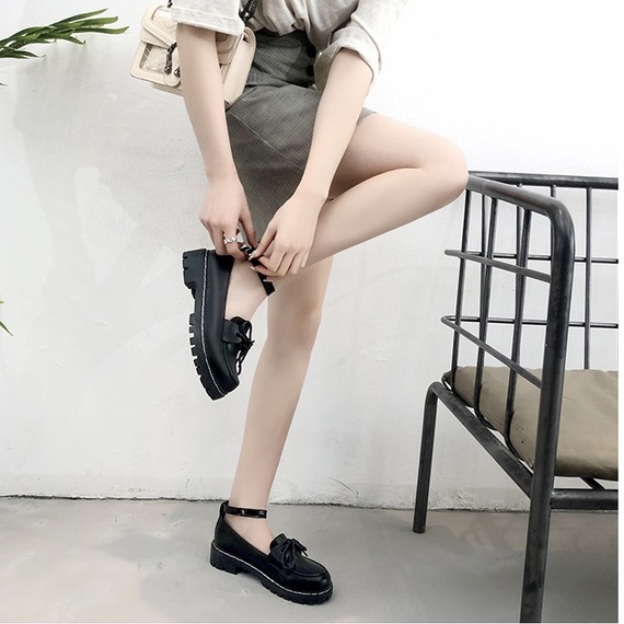 [ Import Design ] Sepatu Wanita Docmart Hitam Sepatu Oxford Wanita Import Premium Quality ID144