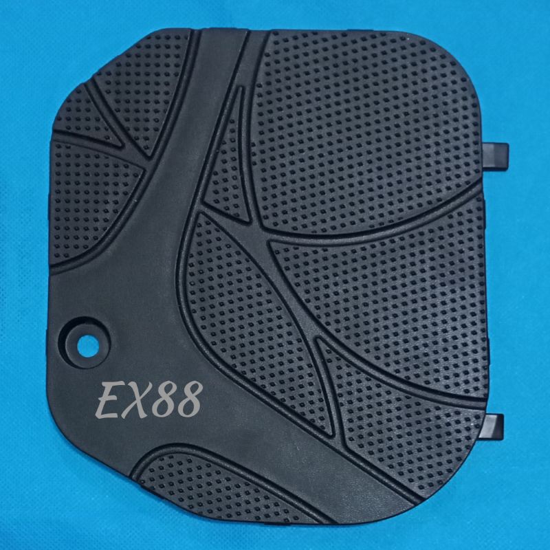 TUTUP COVER AKI ( BAGIAN LUAR ) SCOOPY FI HITAM VELG 14 ORIGINAL AHM ASLI ( LOST PACK / TANPA KEMASA
