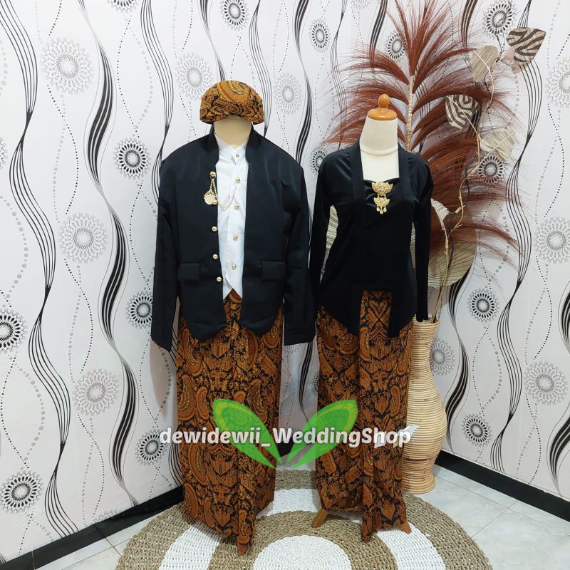 [Couple] Baju Prewedding / Baju Adat Jawa | Gambar Patung - Nuansa Hewes Hitam