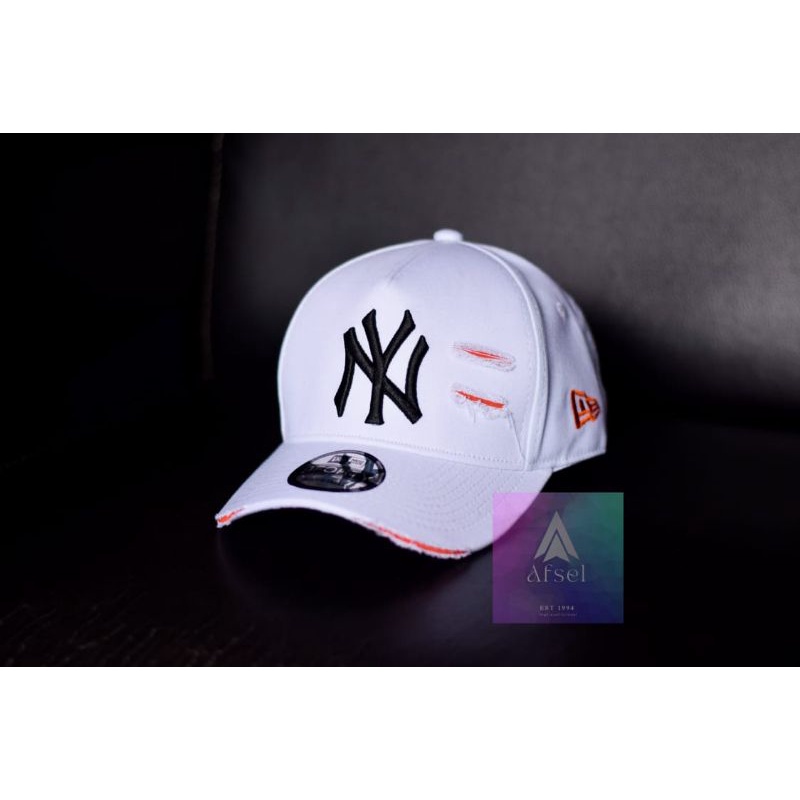 New Era 940AF NY Yankee cotton Damage Men's Topi Bisbol