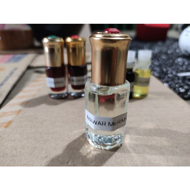 MINYAK BIANG CAMPURAN KEMBANG MAWAR ZIARAH MASIH MURNI