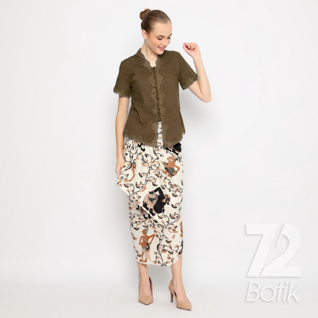 ROK BATIK SPAN Skirt Lilit Kebaya Instan Modern Wanita Motif Wayang Warna Putih 722659 Cap 72 - Rok Batik Lilit Bawahan Skirt Kamen Kebaya Songket Batik Panjang Plisket Span Instan Jadi Bali Lembaran Premium Modern Untuk Wanita Kondangan