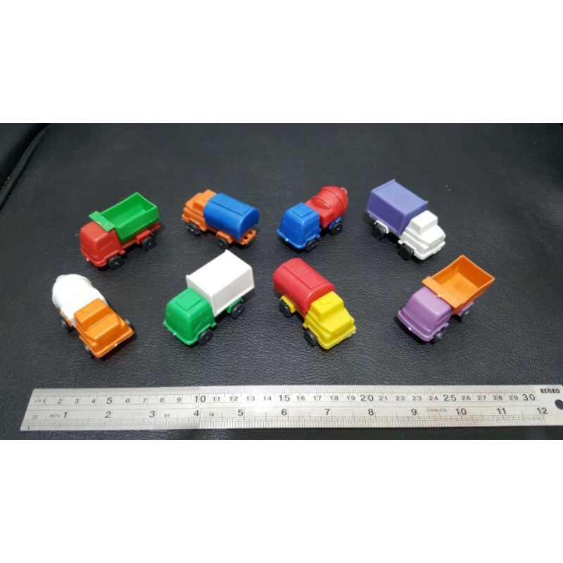 1kg (150pcs) tmb kecil, mainan truk molen box mainan plastik