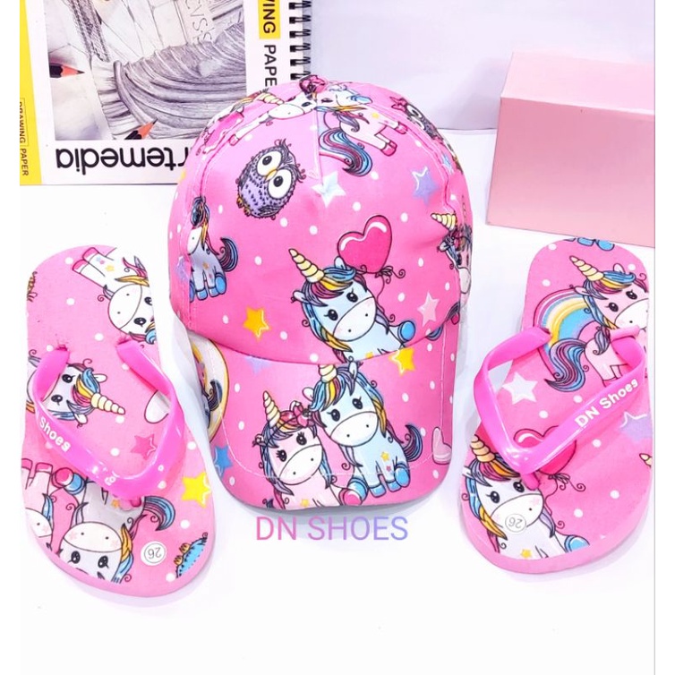 Paket Sandal dan Topi Anak Perempuan Paket Sandal Jepit Anak Topi Baseball Anak Lucu Murah Karakter Unicorn Pink